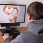 kocam çok porno izliyor sonra gördüğü sapıkça şeyleri yaptırmak istiyor